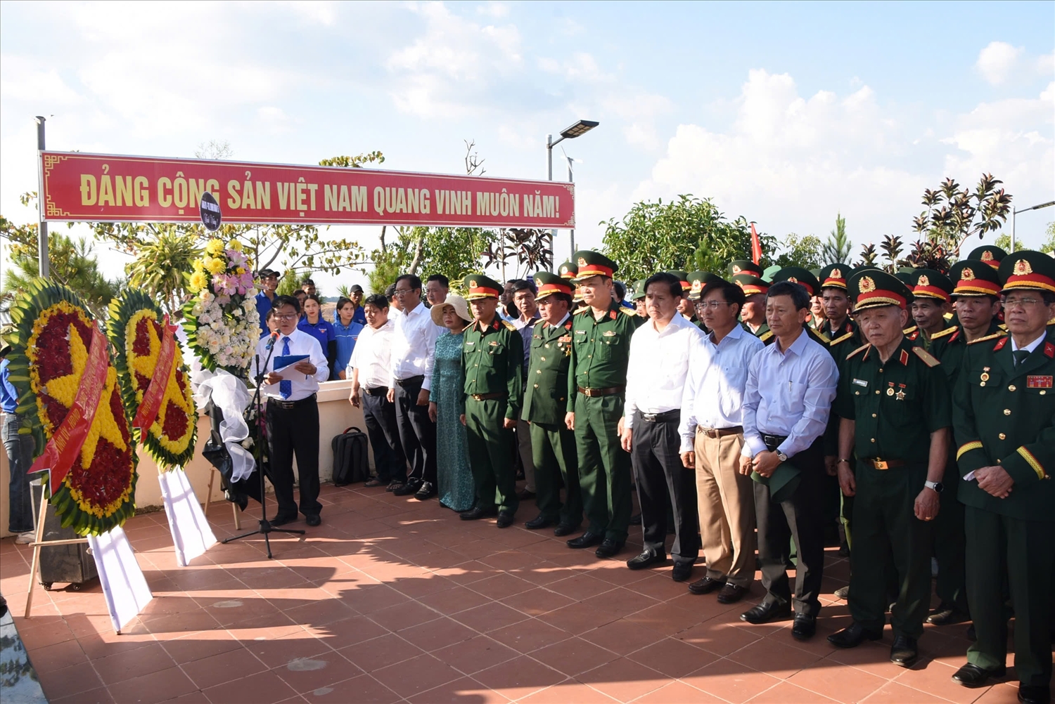 "Một vùng đồng đội"...