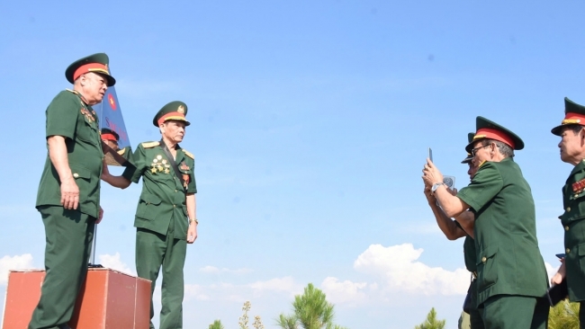 "Một vùng đồng đội"...