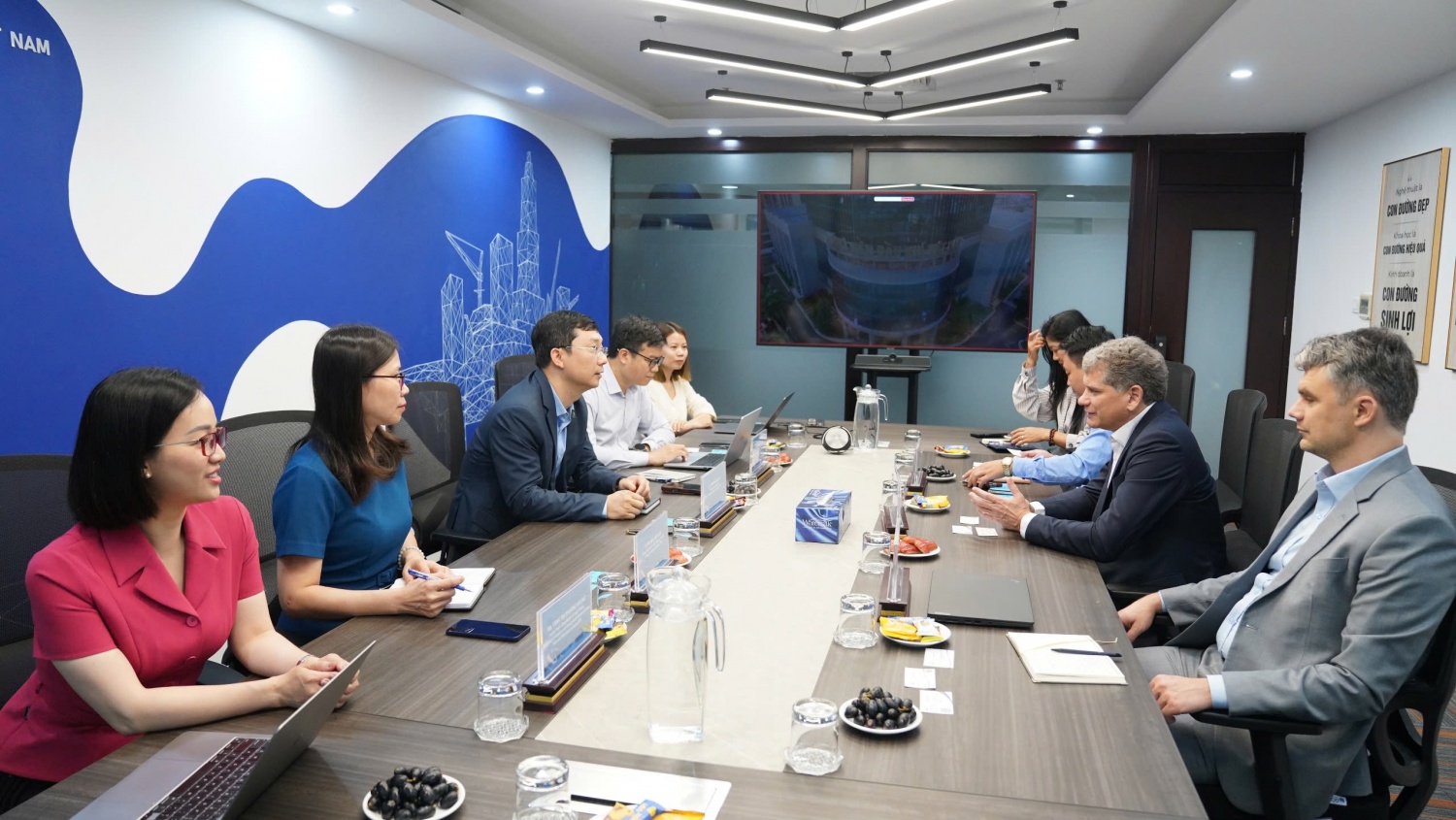 VPI cùng KN Energies tìm các giải pháp tối ưu phát triển hạ tầng LNG VPI cùng KN Energies tìm các giải pháp tối ưu phát triển hạ tầng LNG