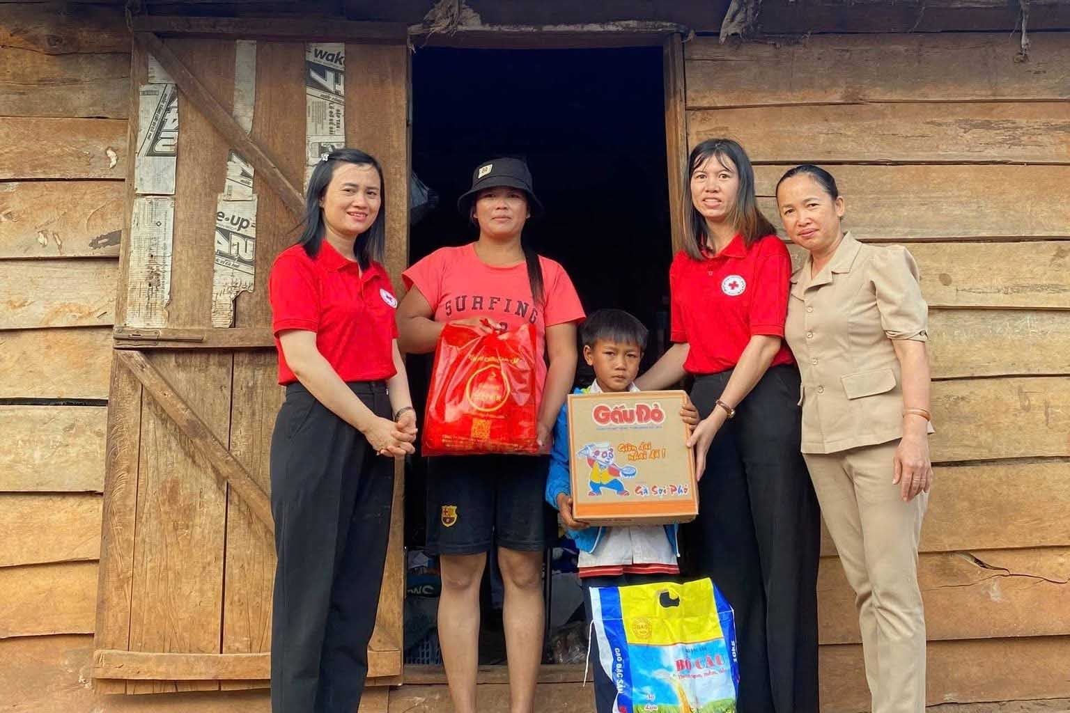 Lâm Đồng: Ngôi trường yêu thương - Nâng bước em tới trường Lâm Đồng: Ngôi trường yêu thương - Nâng bước em tới trường