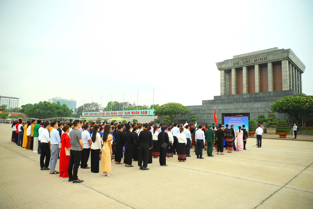 Đoàn nghệ nhân Lâm Đồng tham dự các sự kiện Ngày Văn hóa các dân tộc Việt Nam