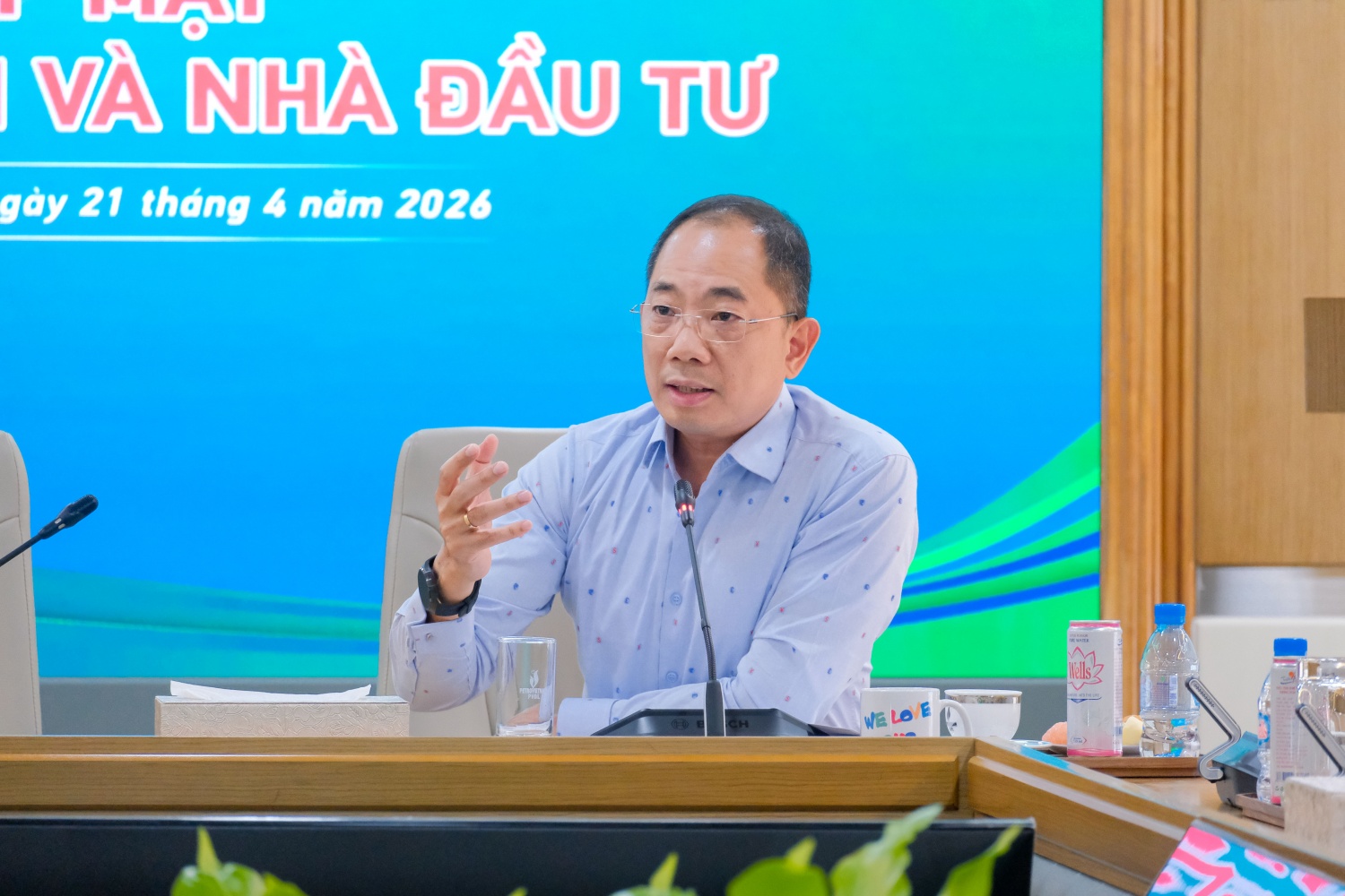 PVOIL gặp mặt các cổ đông lớn, quỹ đầu tư và công ty chứng khoán trước thềm Đại hội đồng cổ đông
