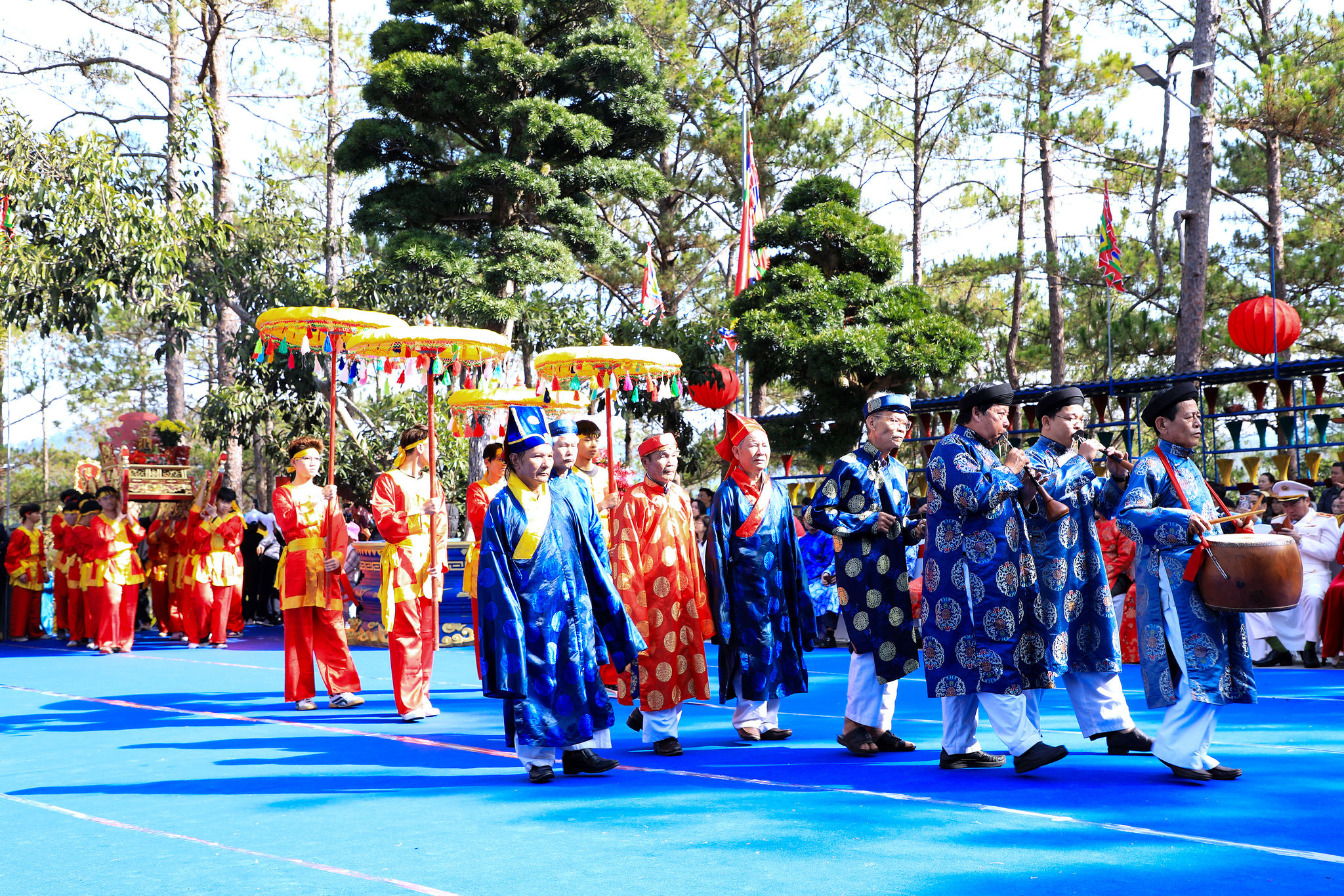 Lâm Đồng trang trọng tổ chức Lễ Dâng hương Quốc Tổ