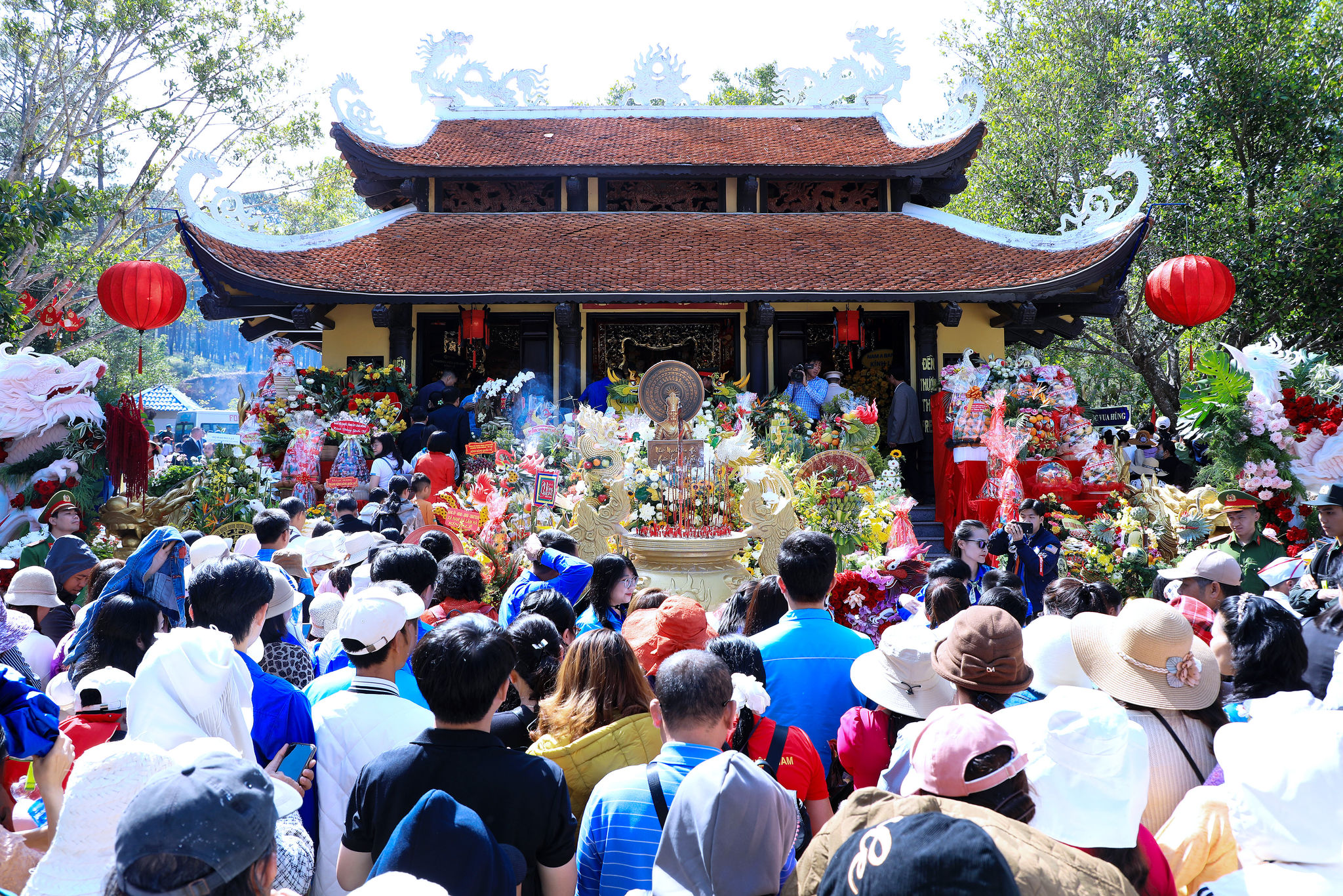 Lâm Đồng trang trọng tổ chức Lễ Dâng hương Quốc Tổ