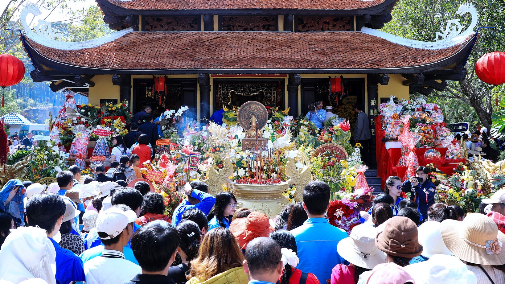 Lâm Đồng trang trọng tổ chức Lễ Dâng hương Quốc Tổ