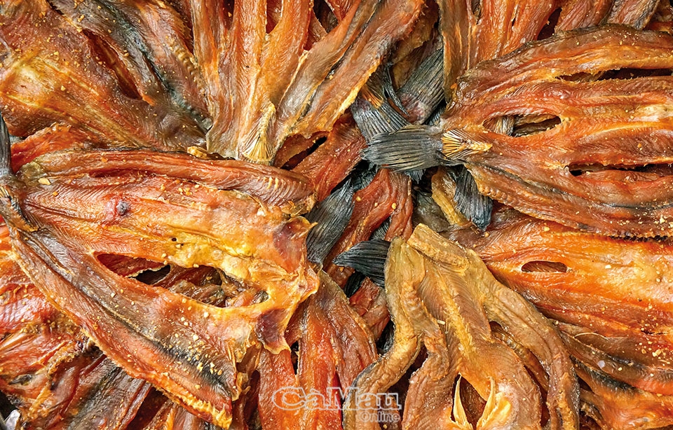 Cà Mau: Món ngon từ cá lóc đồng U Minh Hạ