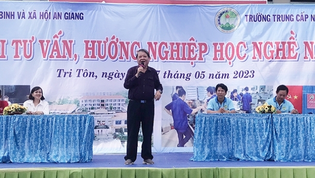 An Giang: Hơn 900 học sinh được hướng nghiệp học nghề tại huyện Tri Tôn