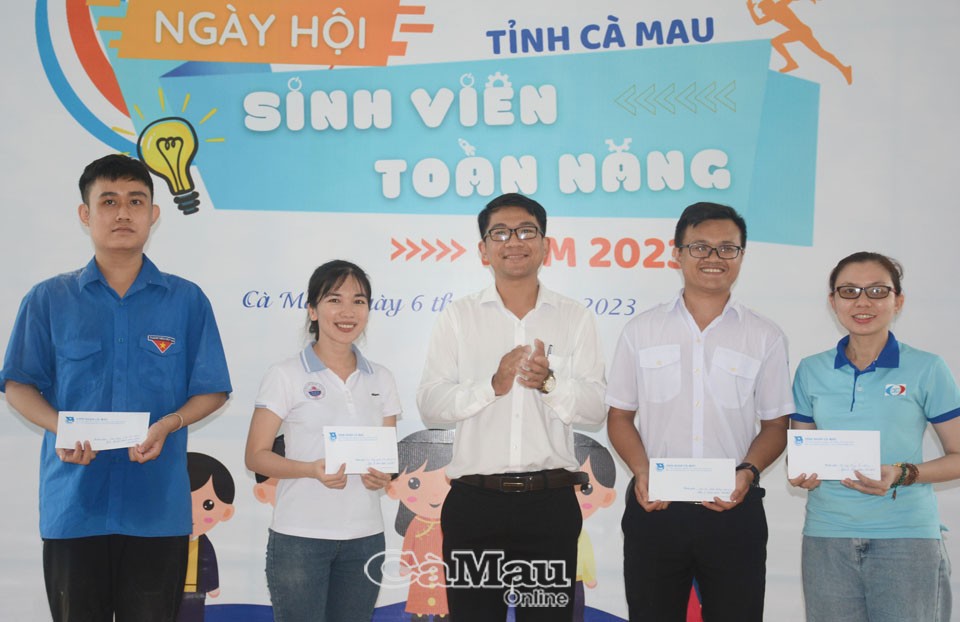 Cà Mau: Ngày hội “Sinh viên toàn năng