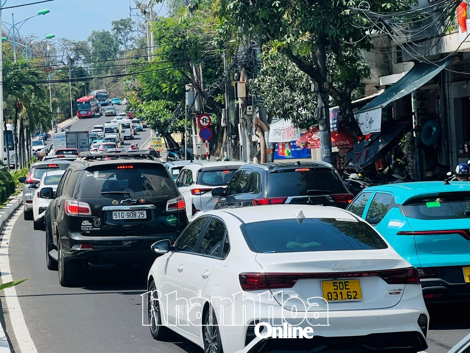 Khánh Hoà: Khách đổ về Nha Trang đi tour biển đảo