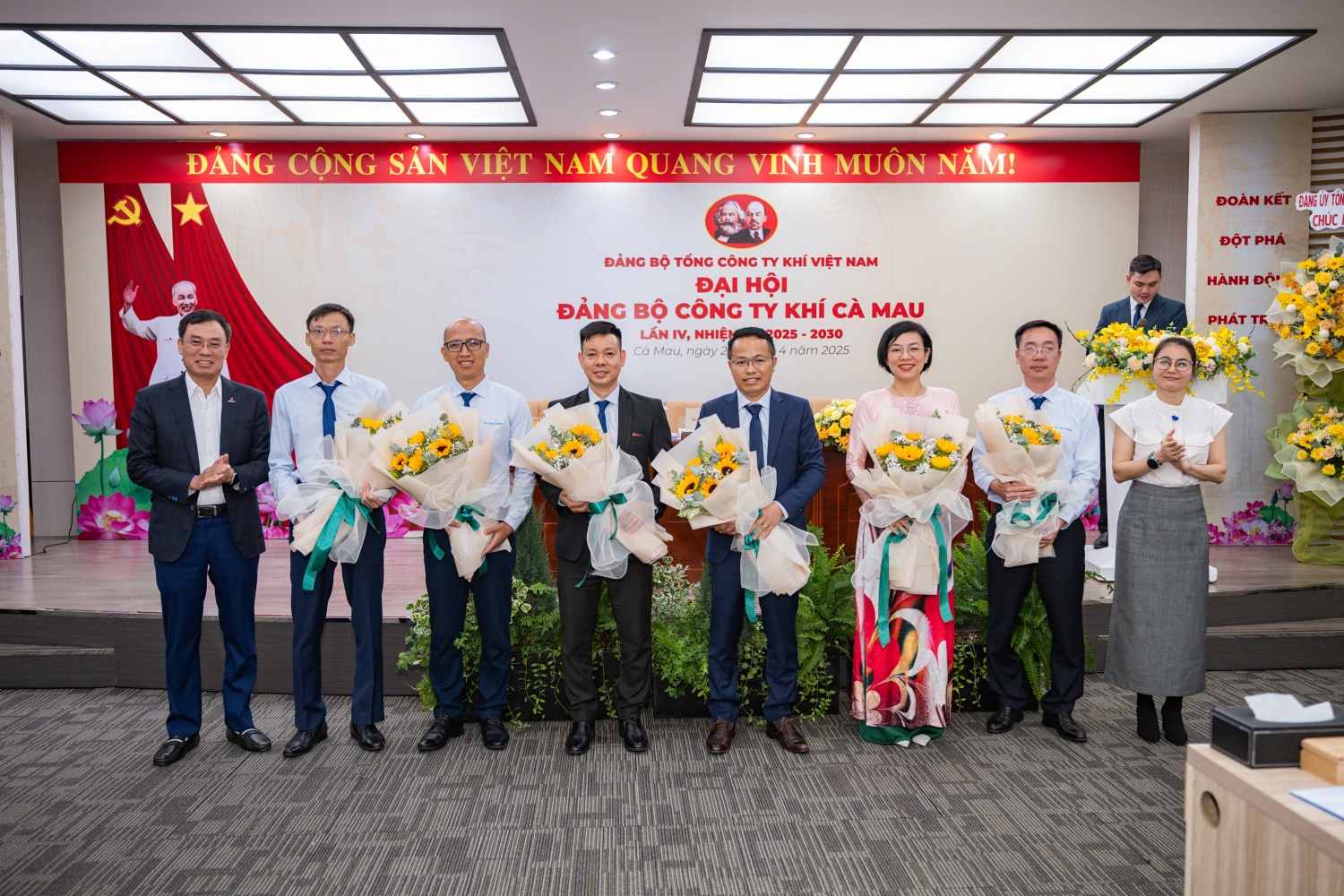 Đại hội Đảng bộ Công ty Khí Cà Mau nhiệm kỳ 2025 – 2030 thành công tốt đẹp
