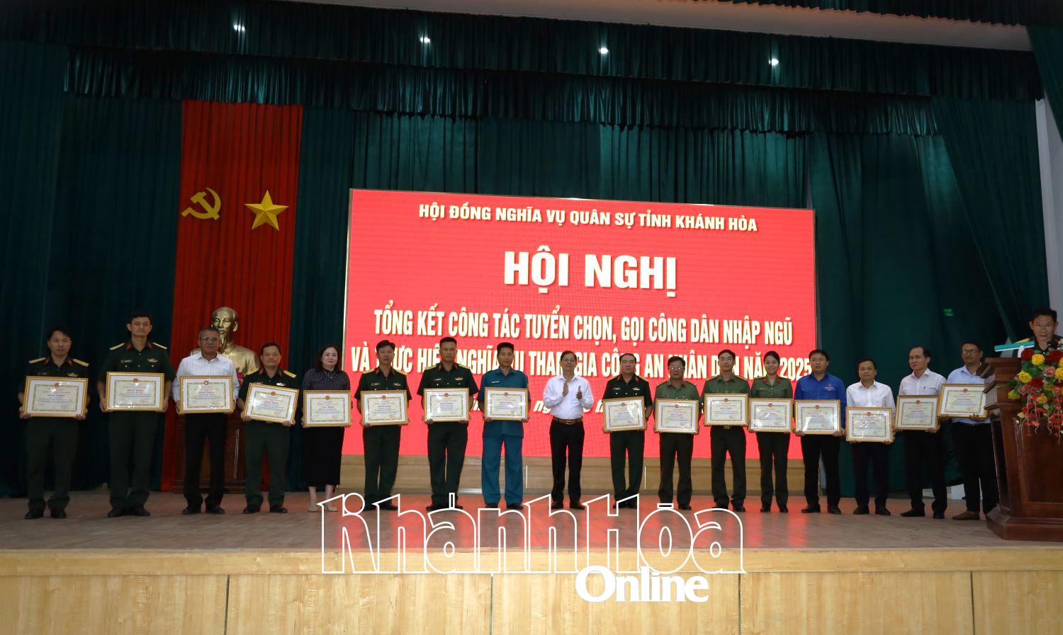 Khánh Hòa tổng kết công tác tuyển chọn, gọi công dân nhập ngũ năm 2025