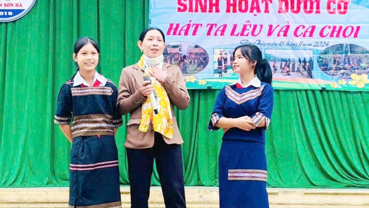 Đề xuất đưa hát ta lêu, ca chôi vào danh mục Di sản văn hóa phi vật thể quốc gia