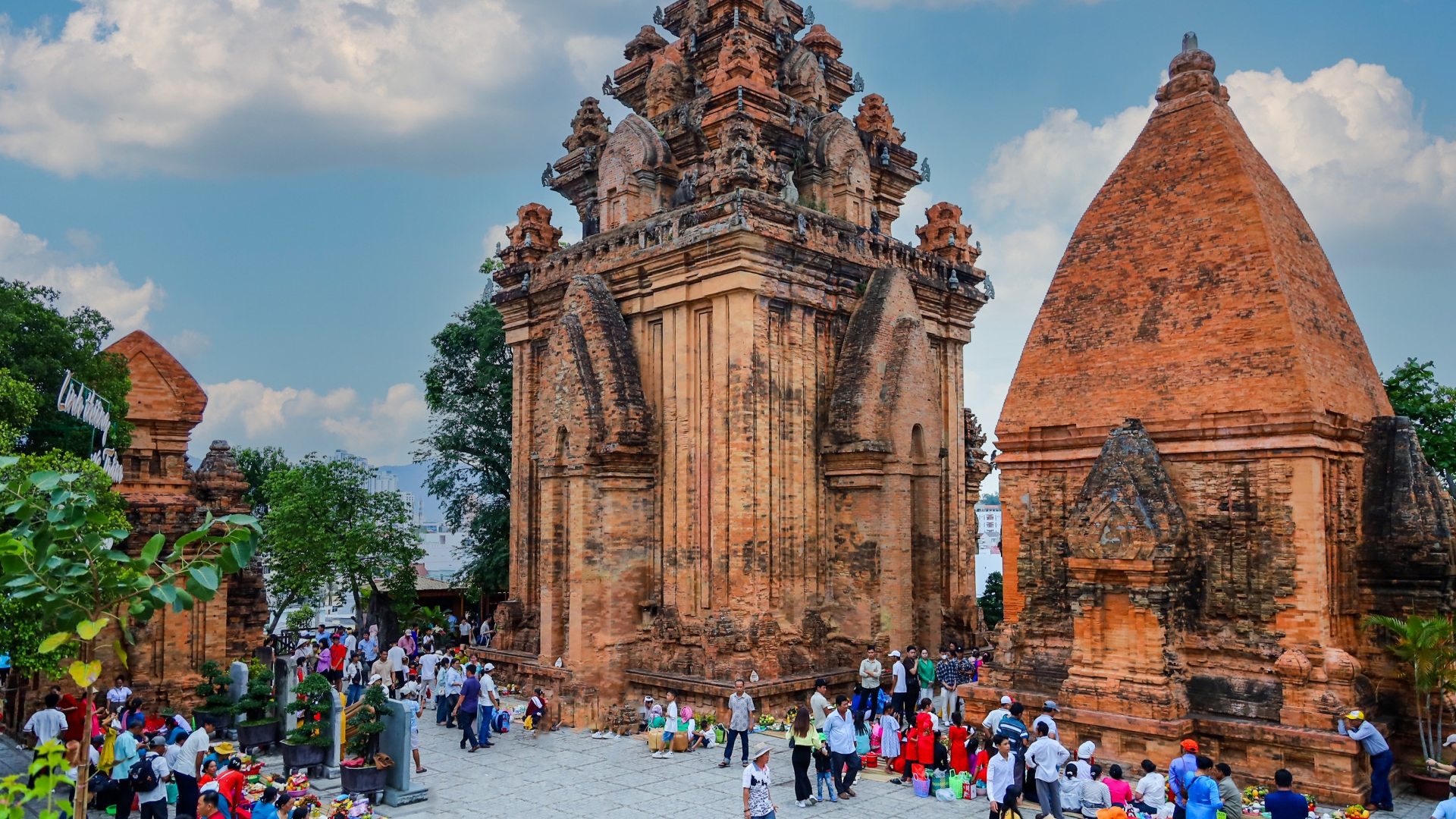 Khánh Hòa: Giữ gìn vẻ đẹp cho các di tích