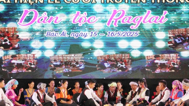 Người có uy tín bảo tồn văn hóa Raglay