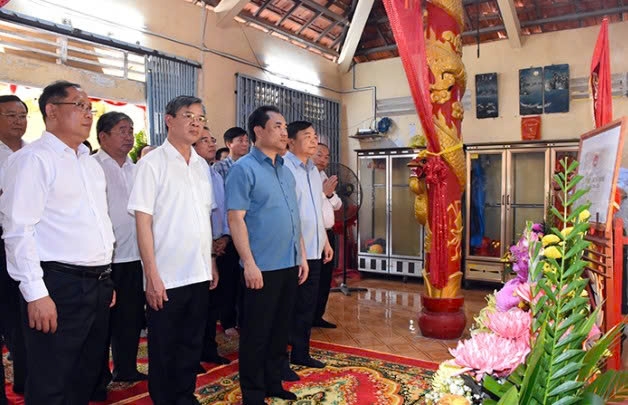 Cần Thơ: Đoàn công tác của Bộ Nông nghiệp và Môi trường khảo sát Cảng cá Trần Đề