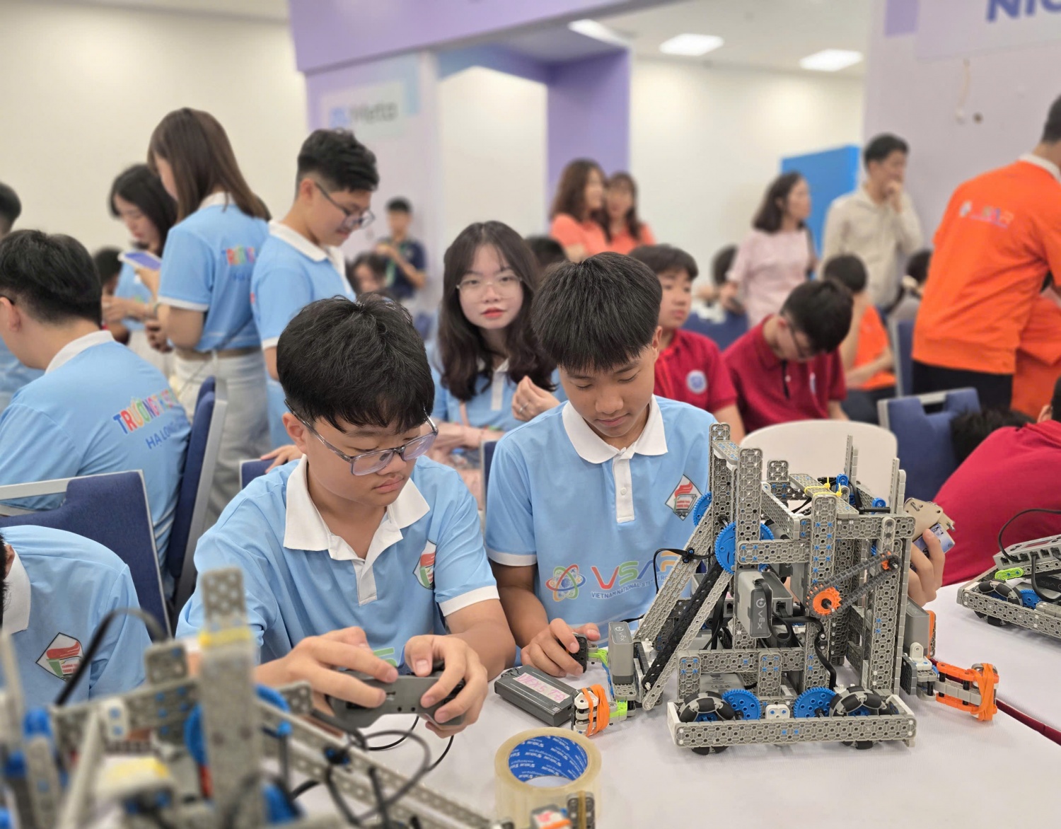 Học sinh từ 37 trường STEM Innovation Petrovietnam góp mặt tại Chung kết Quốc gia VSAR 2025 2026
