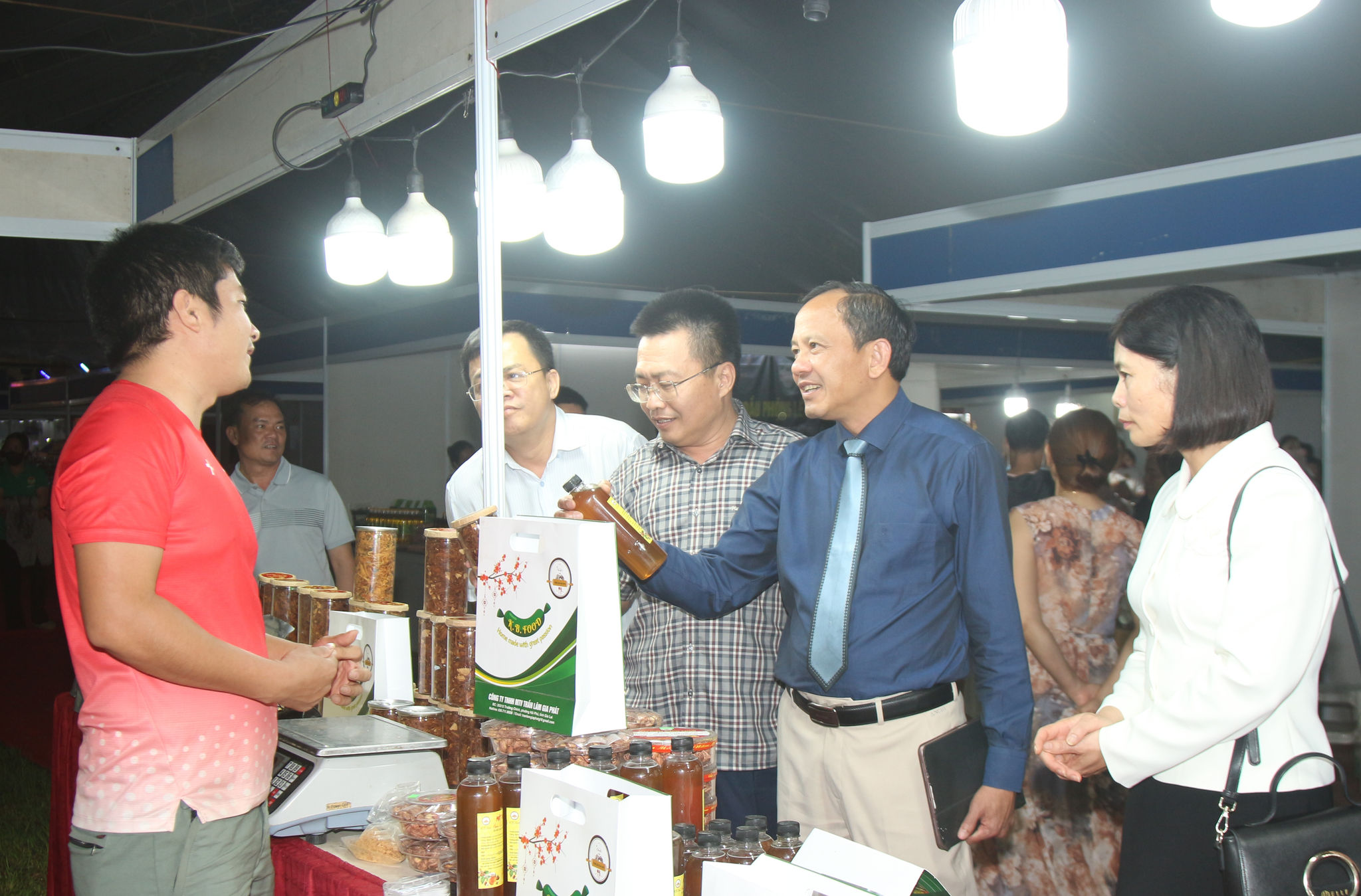 Tôn vinh sản phẩm nông nghiệp và sản phẩm OCOP tỉnh Lâm Đồng
