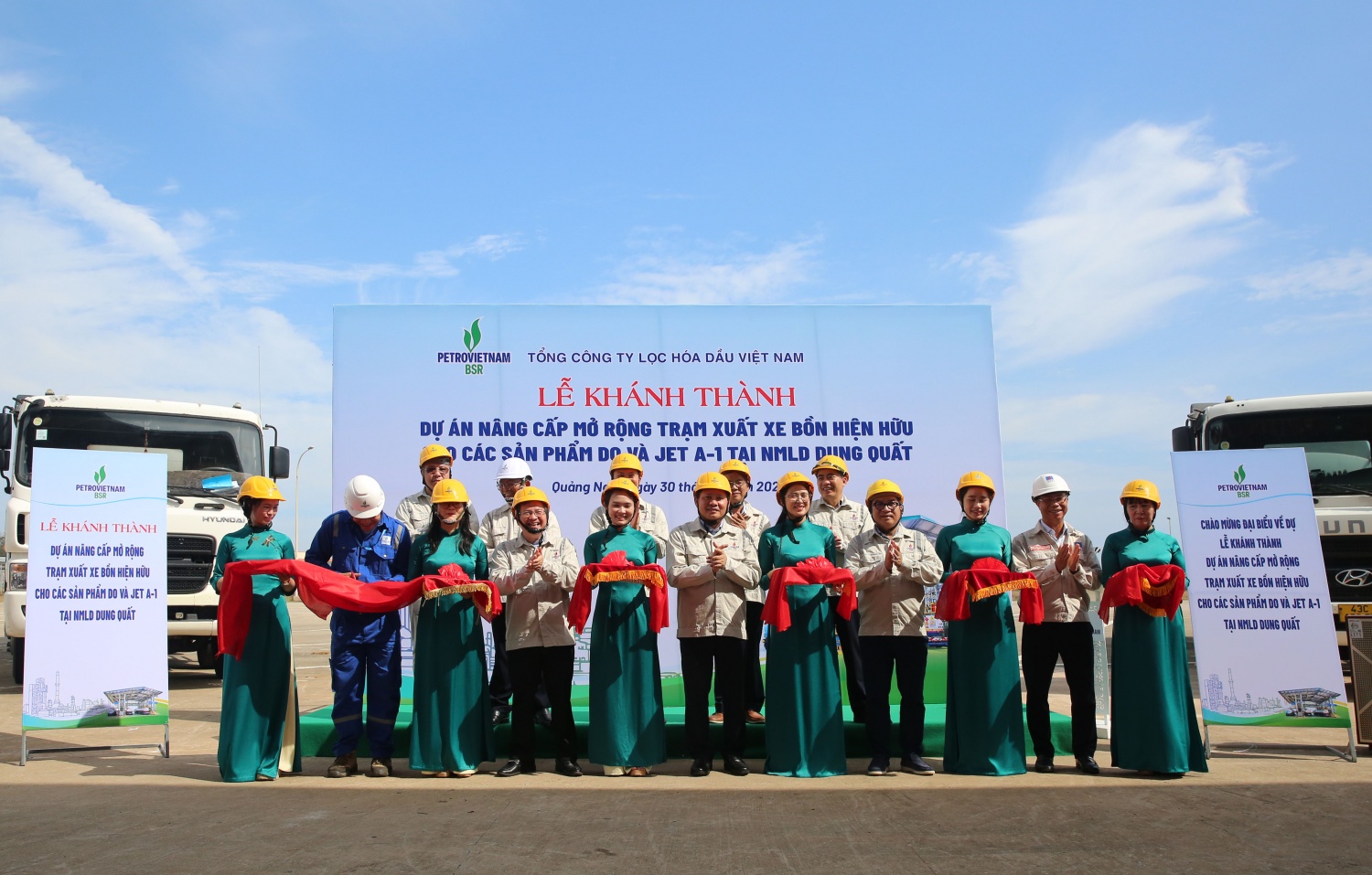 NMLD Dung Quất tăng 45% năng lực xuất sản phẩm bằng đường bộ