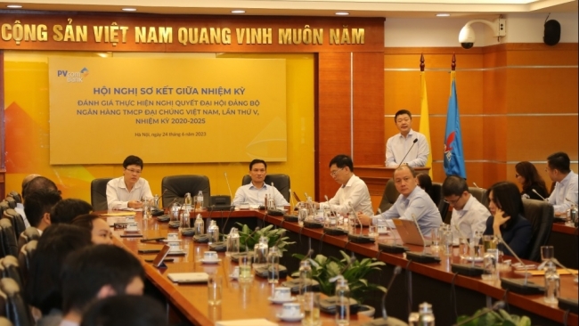 Đảng bộ PVCombank tổ chức Hội nghị sơ kết giữa nhiệm kỳ 2020-2025