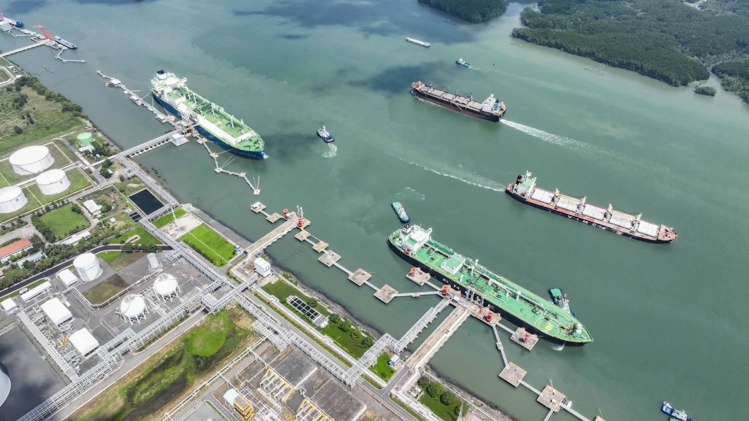 PV GAS xếp vị trí thứ 2 trong Top 10 Doanh nghiệp Đổi mới, Sáng tạo và Kinh doanh hiệu quả ngành Năng lượng