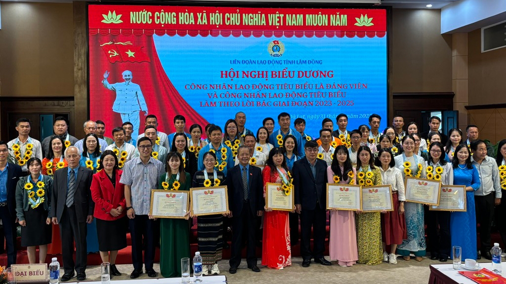 Lâm Đồng: Biểu dương 50 gương công nhân tiêu biểu