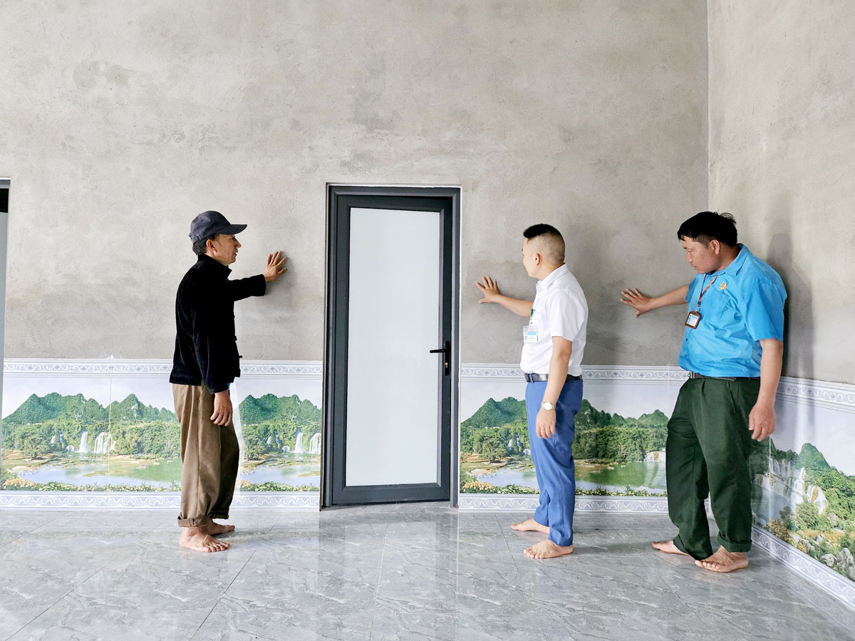 Hà Giang: Xín Mần hoàn thành chương trình xóa nhà tạm, nhà dột nát Hà Giang: Xín Mần hoàn thành chương trình xóa nhà tạm, nhà dột nát