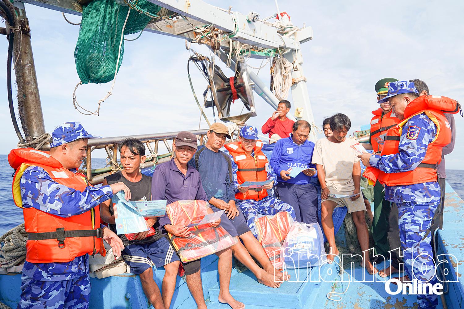Khánh Hòa: Hướng tới phát triển kinh tế biển xanh