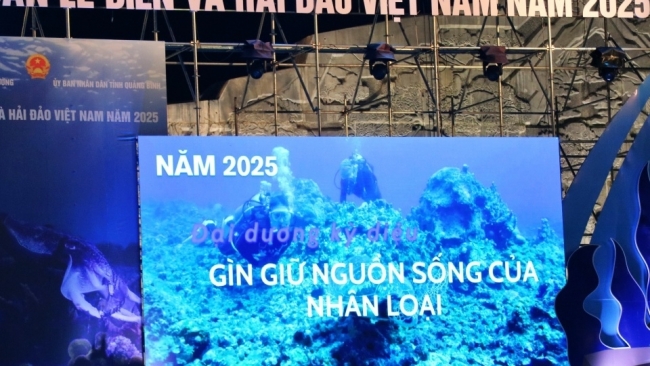 Petrovietnam trao tặng 10 căn nhà tình nghĩa nhân Tuần lễ Biển và Hải đảo Việt Nam 2025