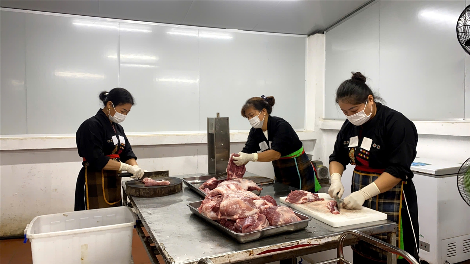 Chàng trai Cao Lan lan tỏa giá trị văn hóa dân tộc qua sản phẩm OCOP