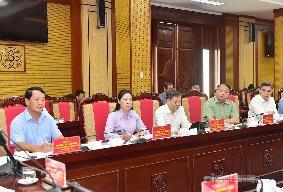 Tuyên Quang cần lựa chọn truyền thống, du lịch, văn hoá và chuyển đổi số làm động lực phát triển