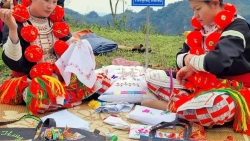Tuyên Quang: Nghề thêu ở Thượng Nông