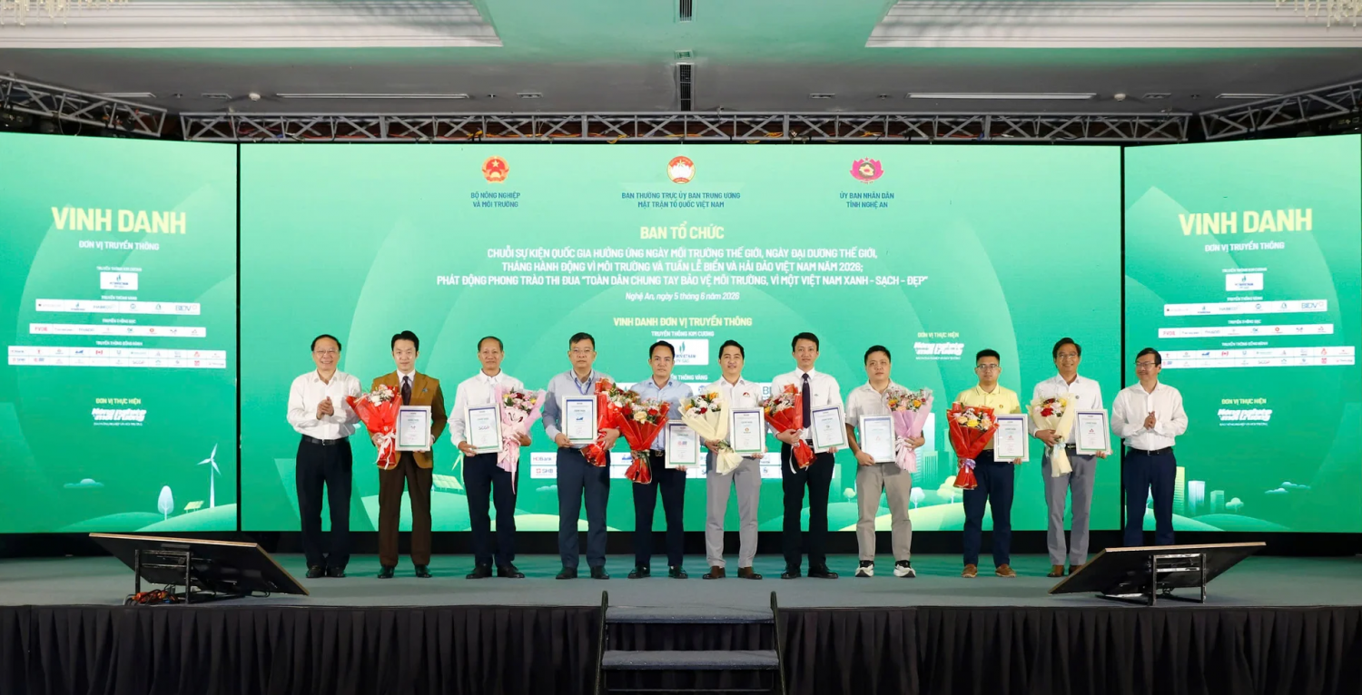 Petrovietnam lan tỏa trách nhiệm "xanh" từ biển Cửa Lò đến rừng ngập mặn Cà Mau