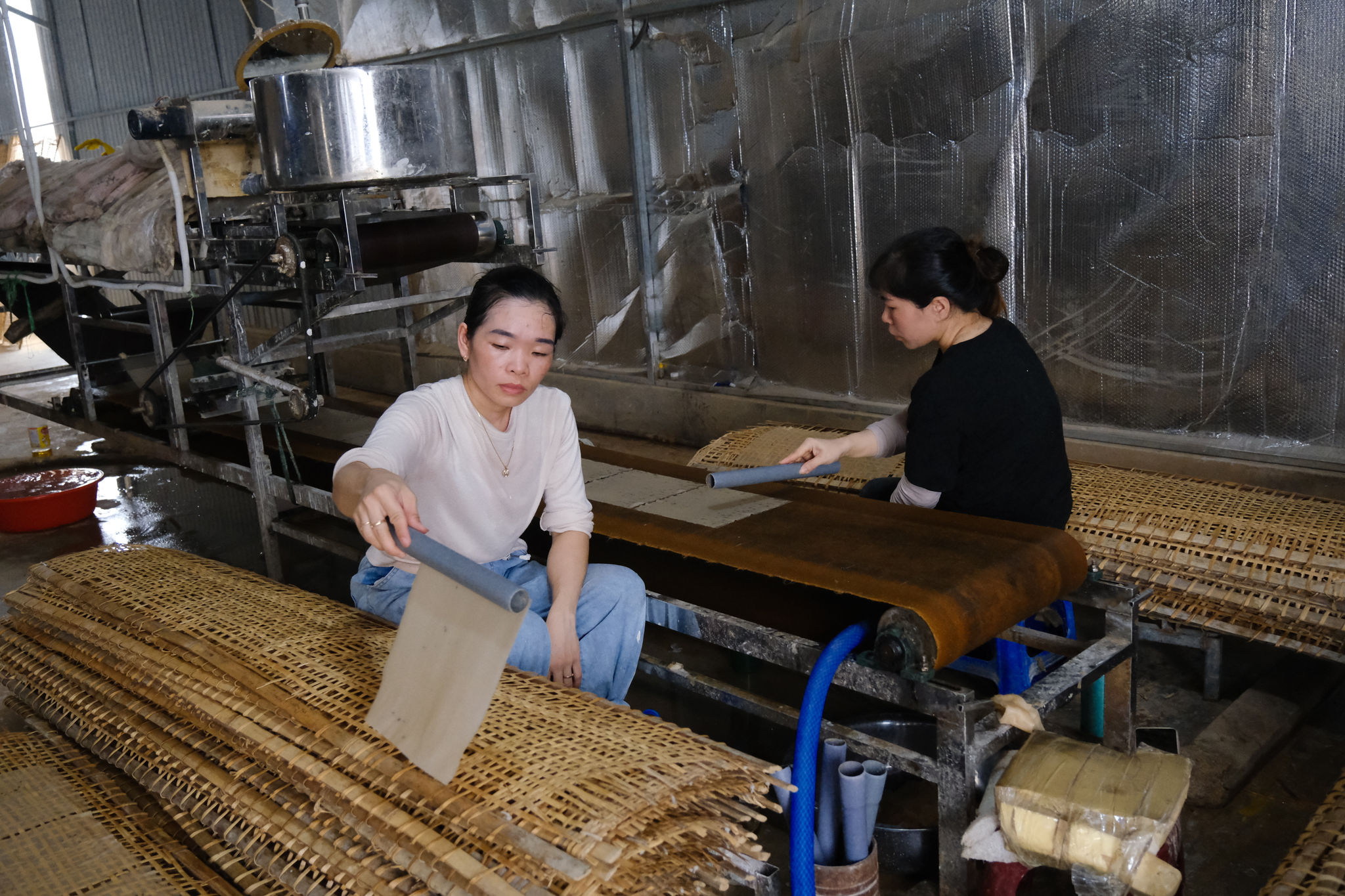 Lâm Đồng: OCOP tạo giá trị mới cho bánh tráng làng Tày