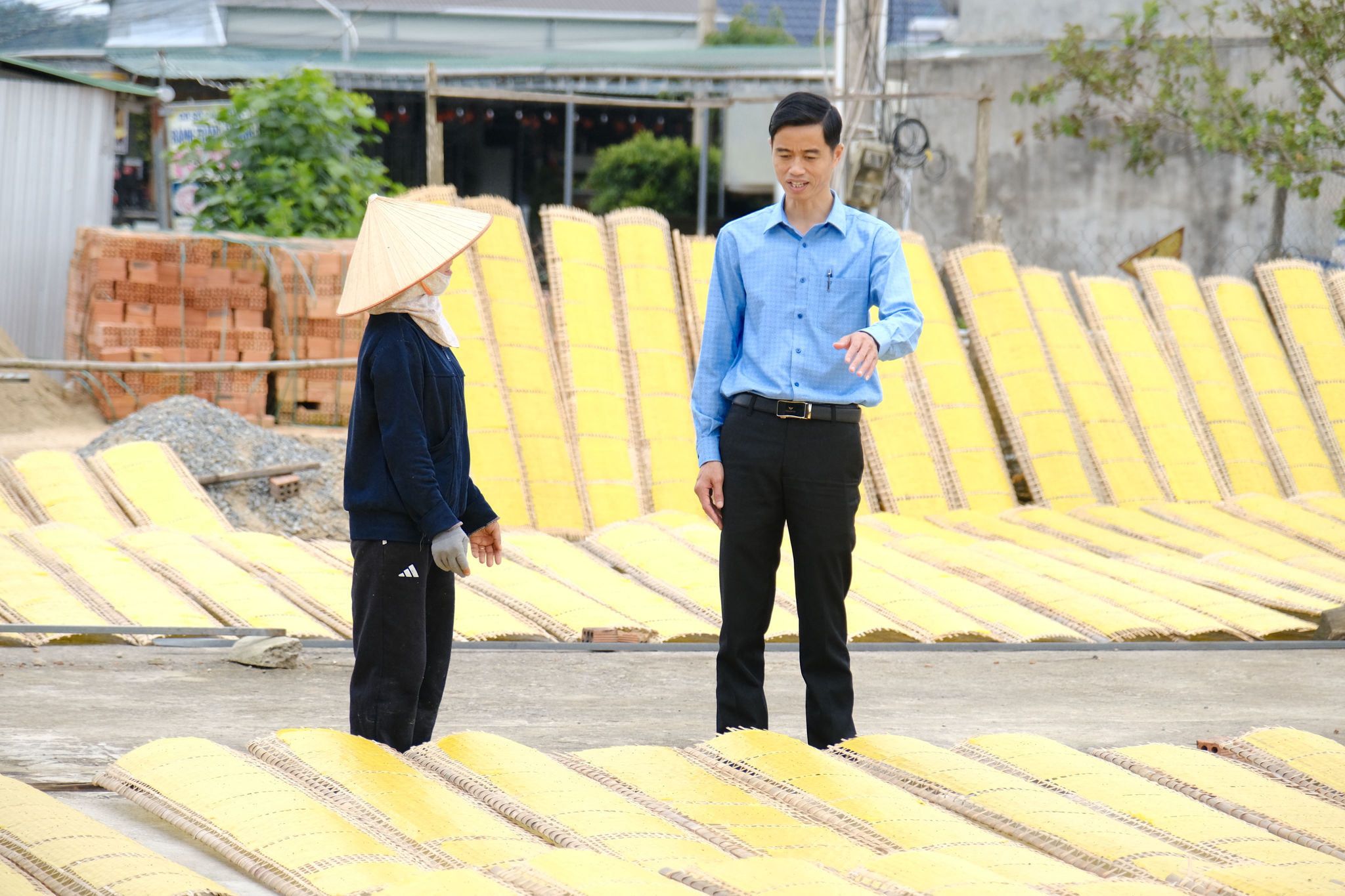 Lâm Đồng: OCOP tạo giá trị mới cho bánh tráng làng Tày