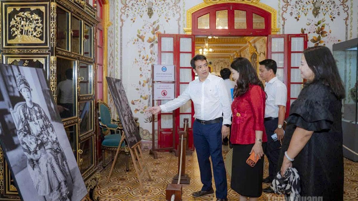 Tuyên Quang trao đổi kinh nghiệm bảo tồn di sản, phát triển du lịch với TP Huế