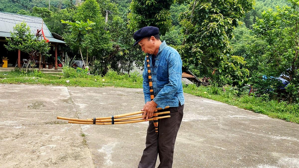 Tuyên Quang: Lưu giữ điệu khèn Mông