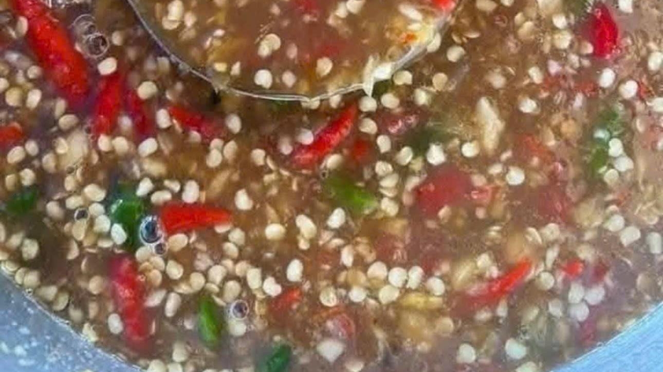 Lâm Đồng: Mang quê hương trong từng chiếc bánh xèo không nhân
