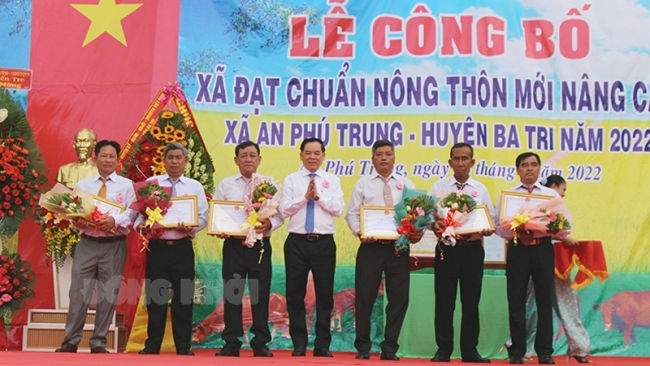 Bến Tre: Lễ công nhận xã An Phú Trung đạt chuẩn nông thôn mới nâng cao