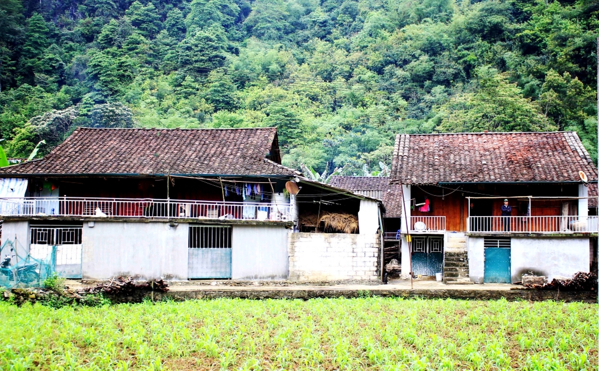Phát huy giá trị kiến trúc nhà sàn của người Tày - Nùng ở Cao Bằng
