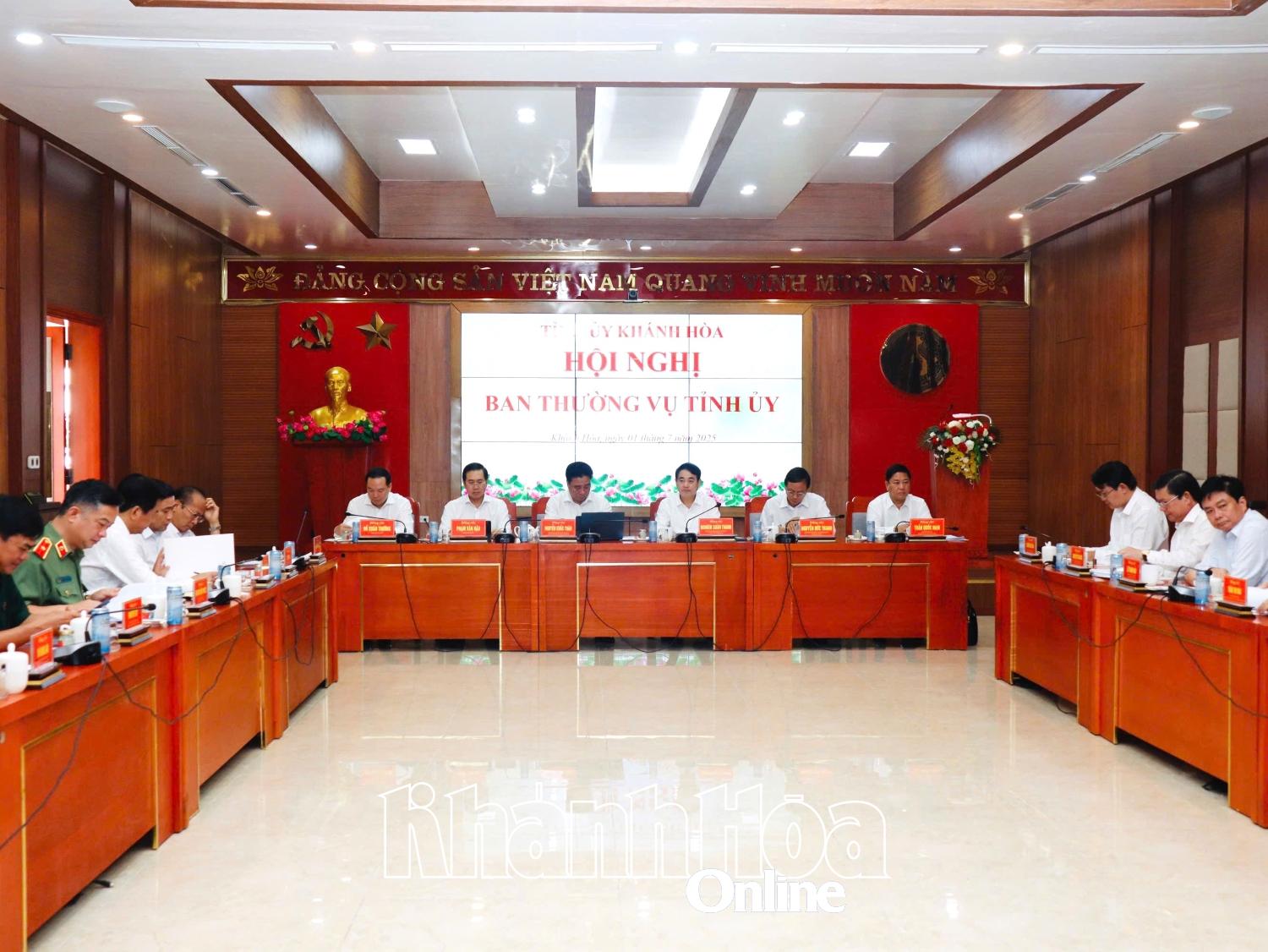 Ban Thường vụ Tỉnh ủy Khánh Hòa tổ chức hội nghị đầu tiên sau sáp nhập