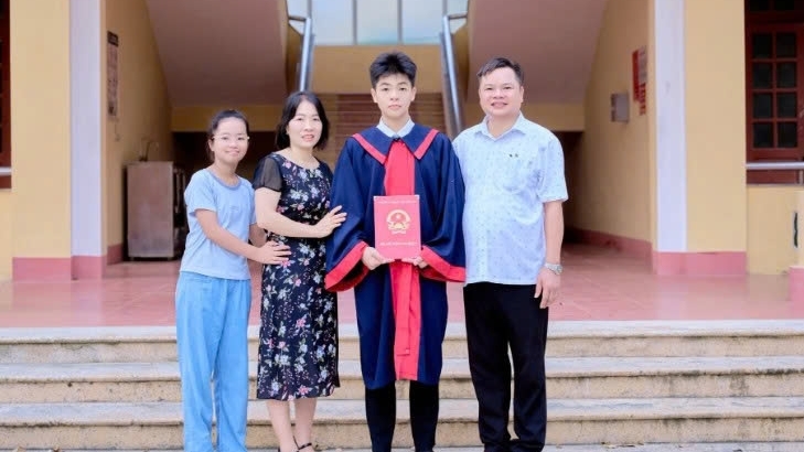 Tuyên Quang: Ma Vũ Duy trở thành thủ khoa khối A00