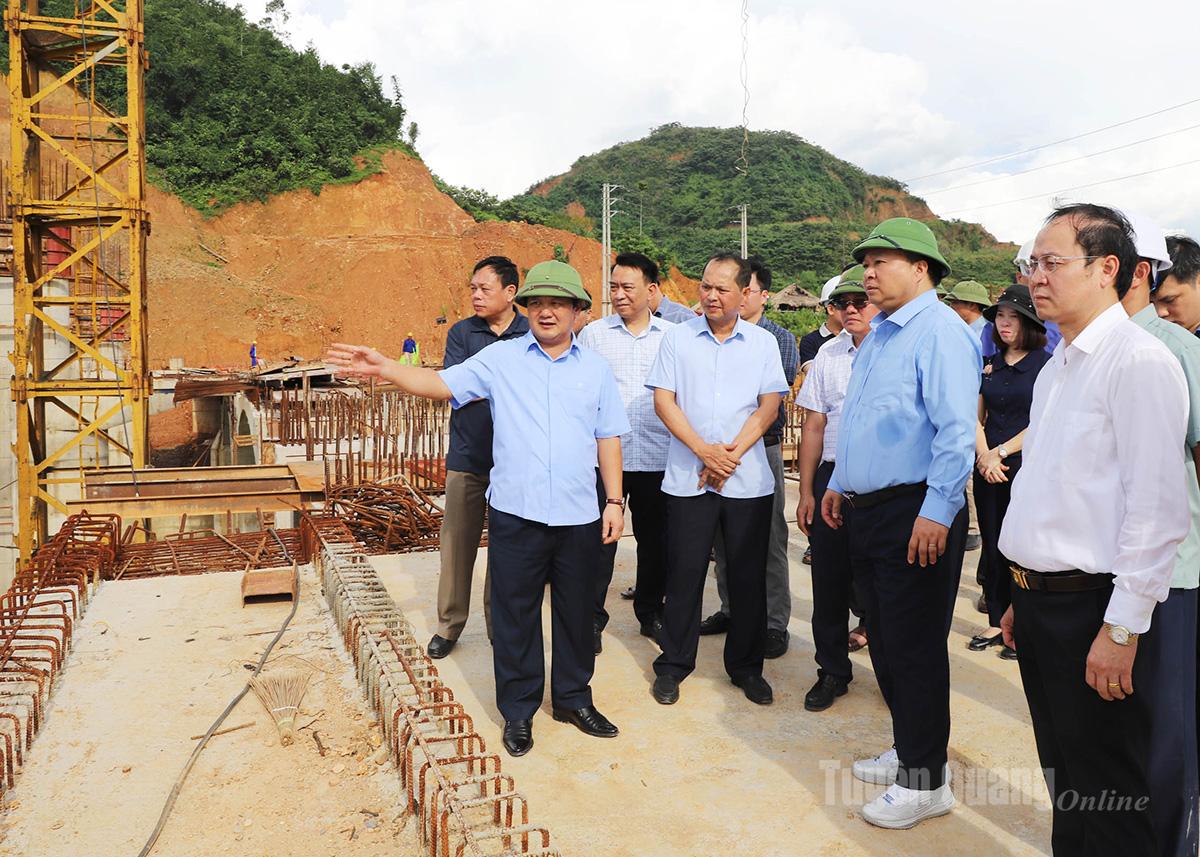 Tuyên Quang: Bí thư Tỉnh ủy Hầu A Lềnh kiểm tra tiến độ các dự án trọng điểm