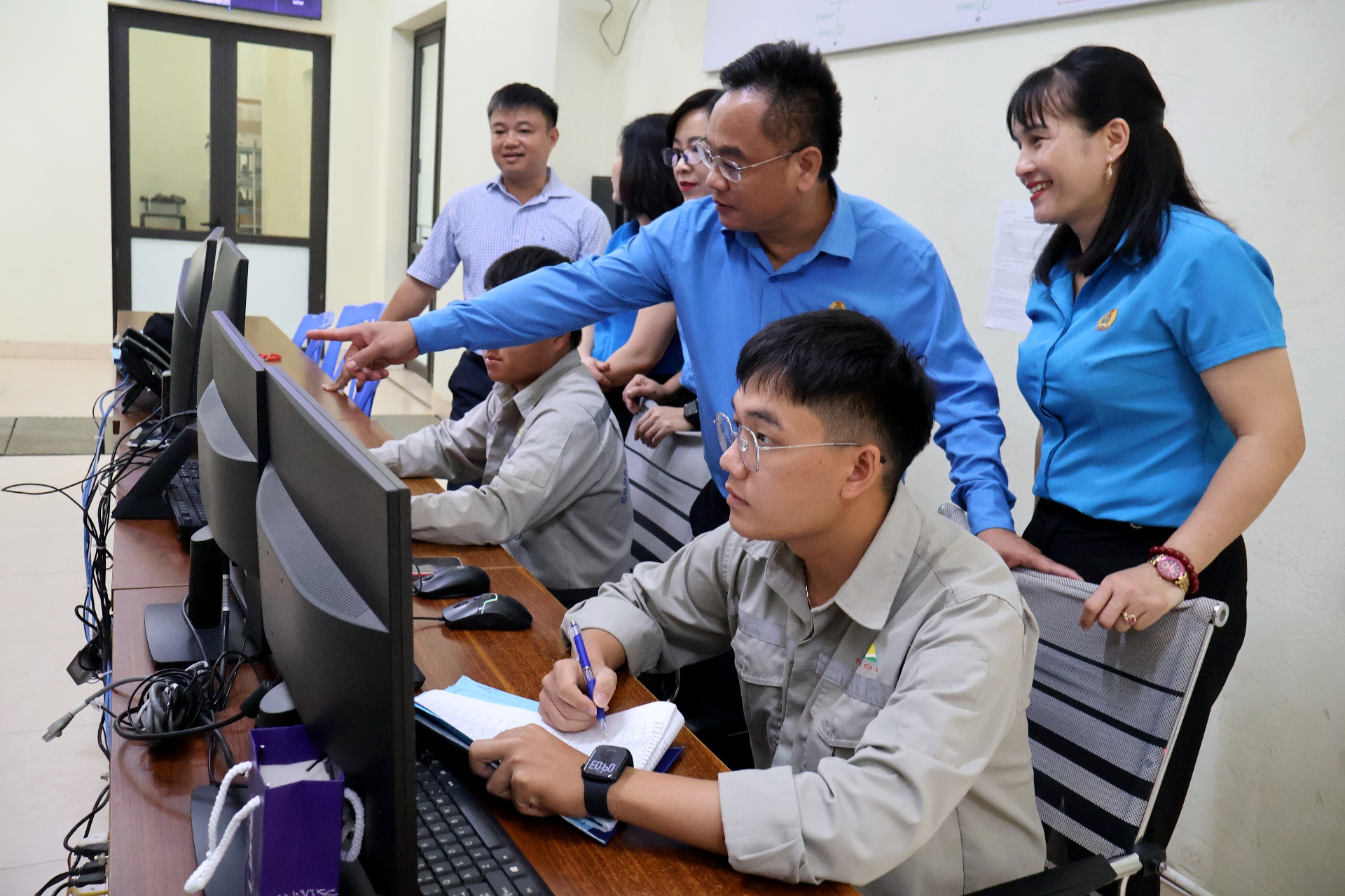 Lai Châu: "Bữa cơm công đoàn"