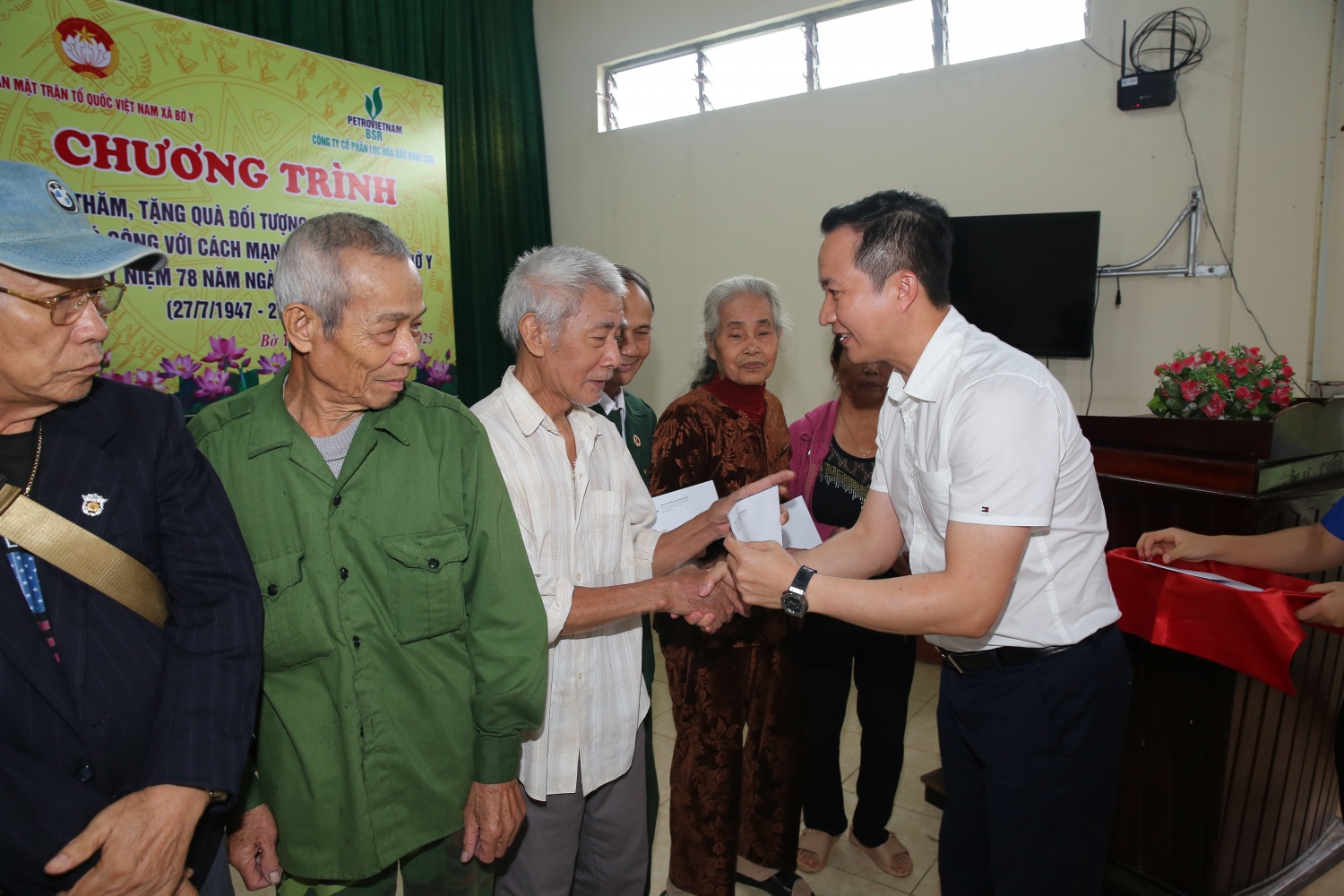 Tấm lòng người BSR giữa đại ngàn - Thêm nhịp cầu yêu thương giữa biển với rừng