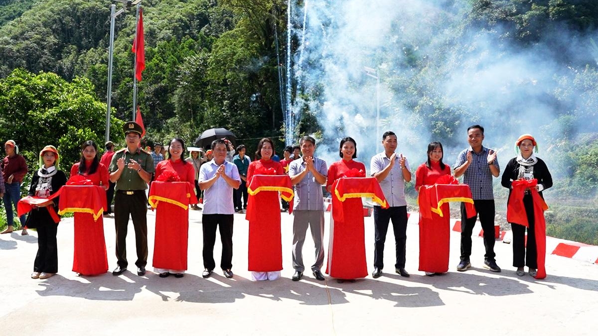 Tuyên Quang: Khánh thành công trình cầu và tuyến đường bê tông tại xã Ngọc Đường