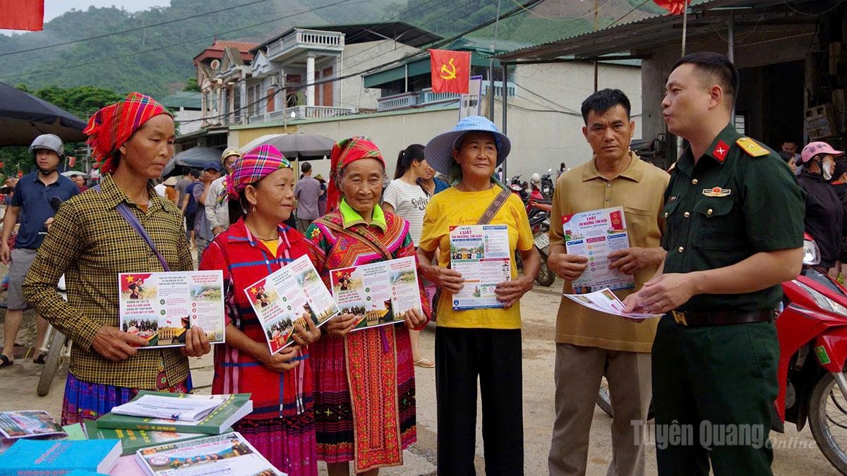 Tuyên Quang: Tô thắm truyền thống Đền ơn đáp nghĩa