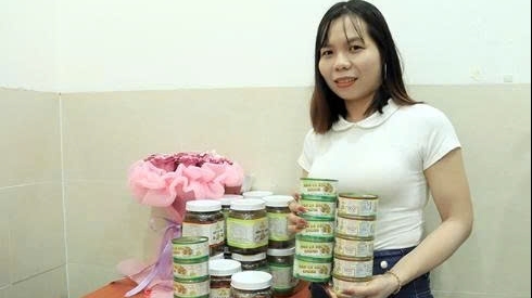 Cần Thơ: Mắm cá đồng “xuất ngoại”