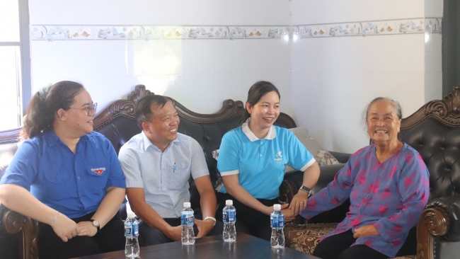 Lâm Đồng: Ấm áp những “Bữa cơm cùng mẹ”