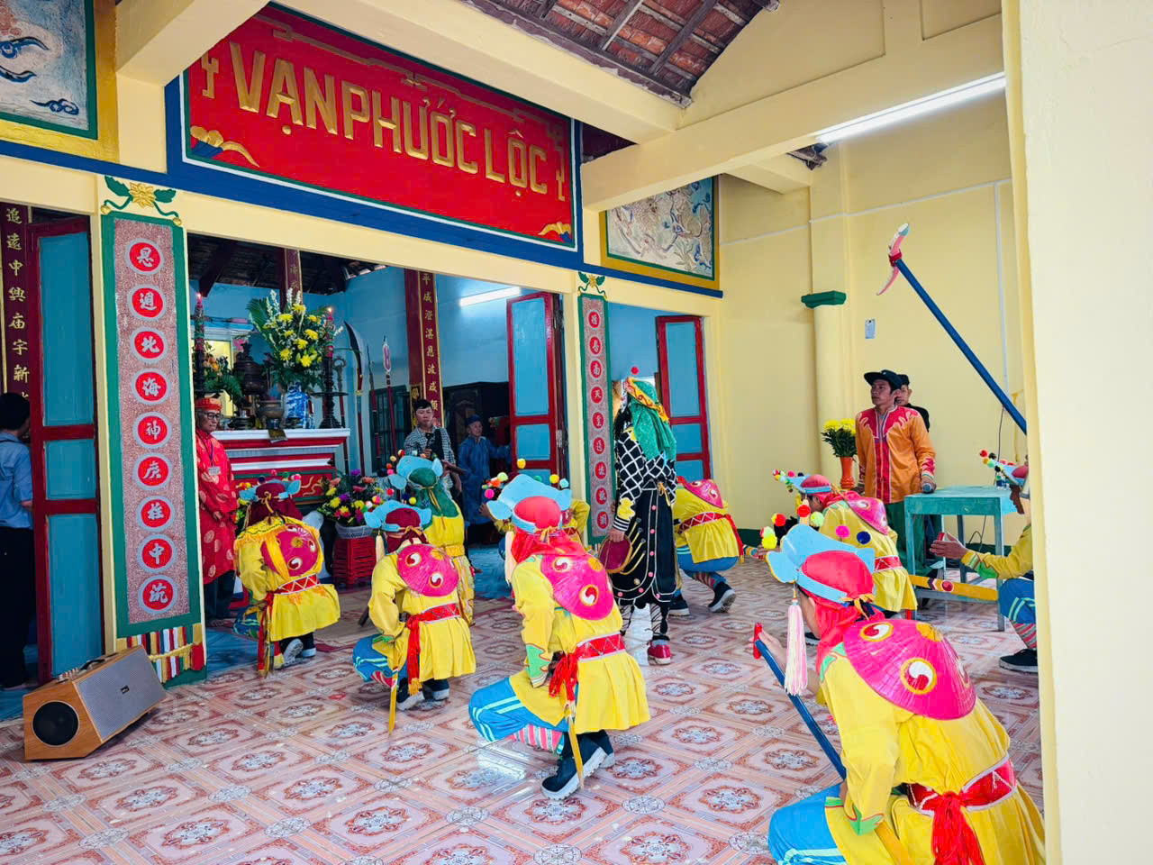 Rộn ràng Lễ hội Cầu ngư ở các làng biển phía Đông Lâm Đồng Rộn ràng Lễ hội Cầu ngư ở các làng biển phía Đông Lâm Đồng