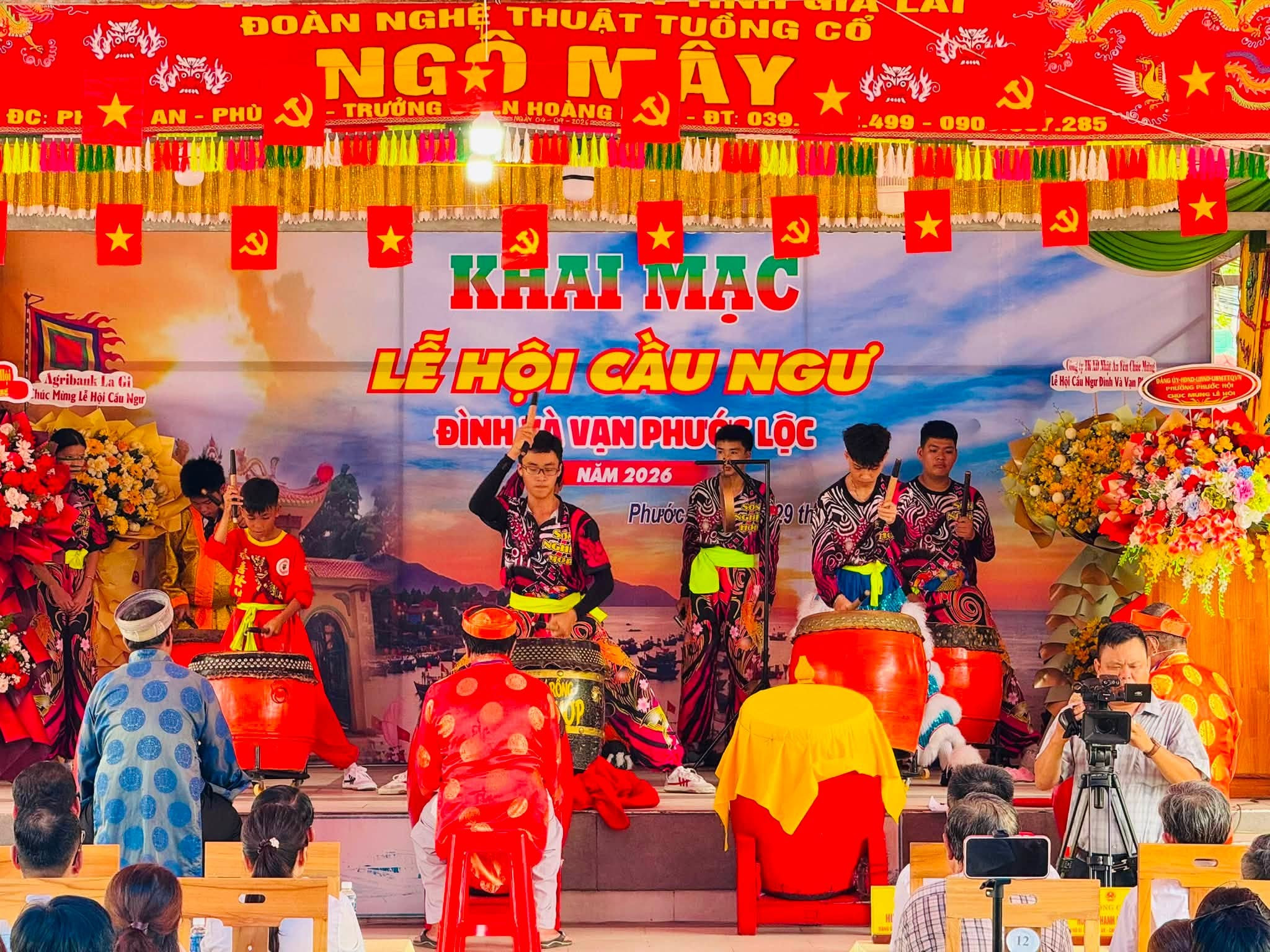 Rộn ràng Lễ hội Cầu ngư ở các làng biển phía Đông Lâm Đồng Rộn ràng Lễ hội Cầu ngư ở các làng biển phía Đông Lâm Đồng